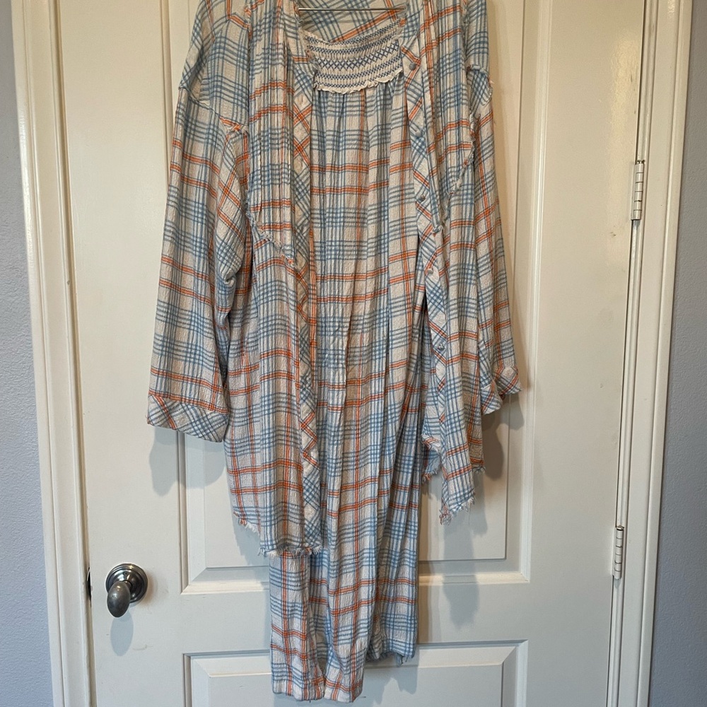 Free People Textured tunic and pants set.in Blue and Orange